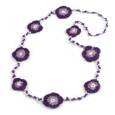 Handgefertigte violett/Lavendel/weiße Blumenmuster gehäkelt Pflaume/Weiß Glas perle lang
