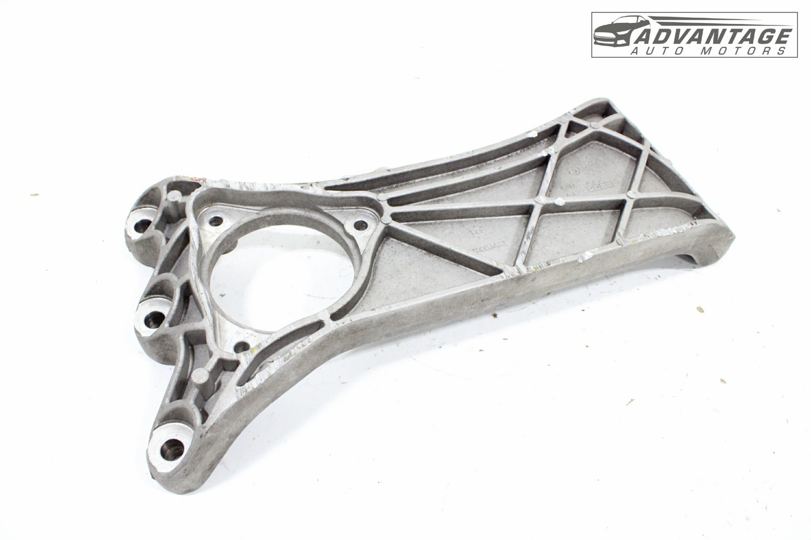2014-22 MASERATI QUATTROPORTE AWD TRANSMISSION GEARBOX MOUNT SUPPORT BRACKET OEM