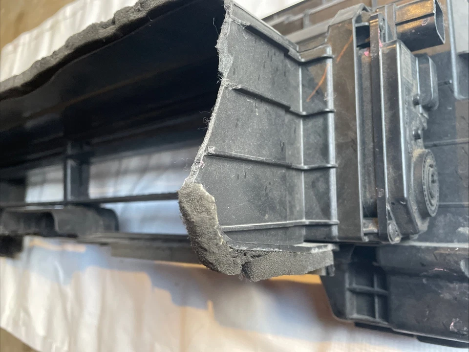 KIA NIRO 2017-2019 RADIADOR OBTURADOR ACTIVO REJILLA OEM Foto 4 de 4