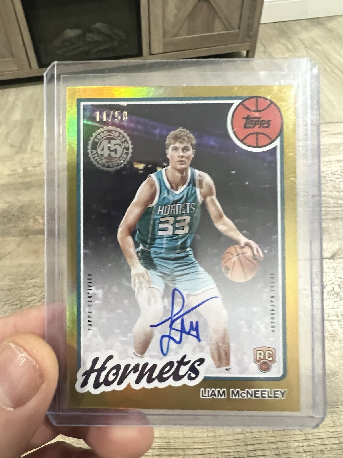 2025-26 Topps - 1980-81 Topps Basketball Liam McNeeley #80BK-88 (RC) /50 Auto