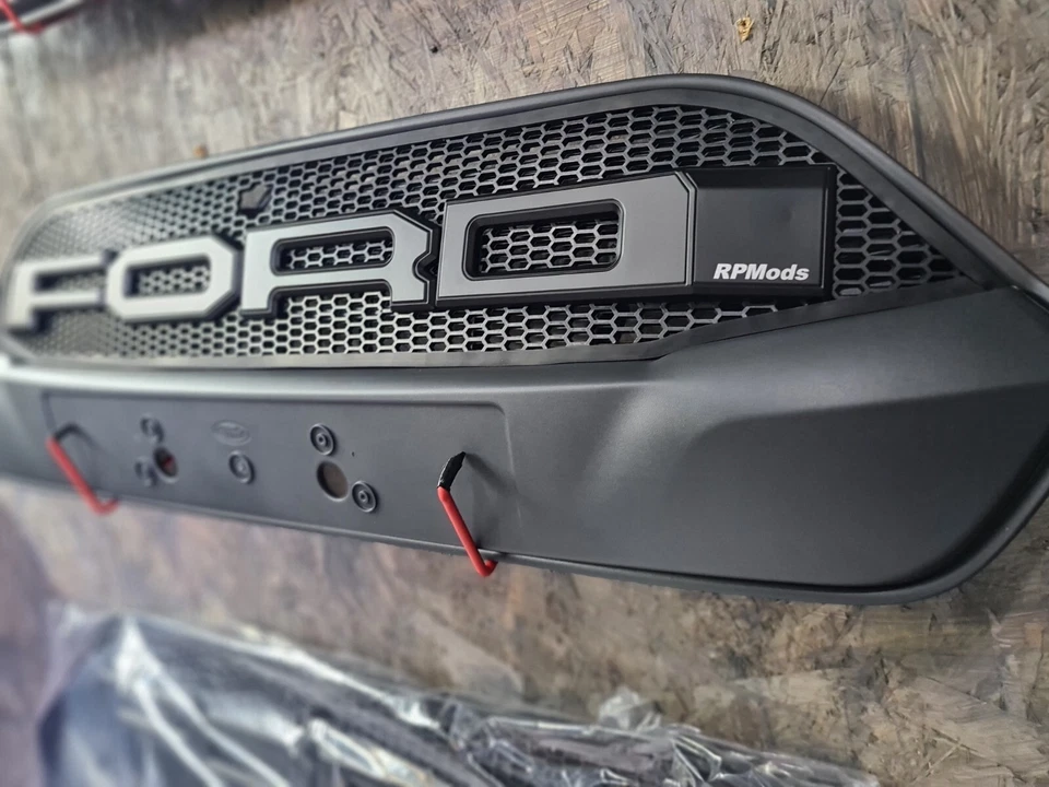 for ford transit custom upper grille 2013-2017 Black Only, Brand New - Image 2 of 4