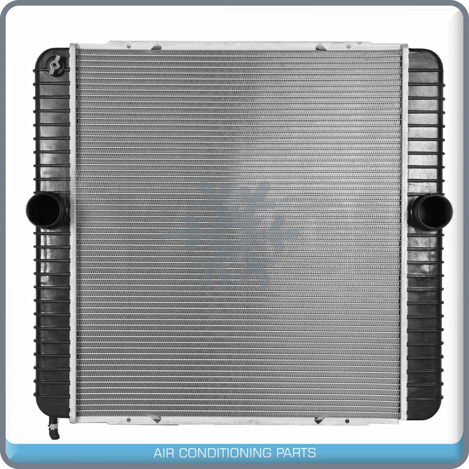 Radiator fits International Harvester 4100, 4300, 4400 QL - Image 2 of 4