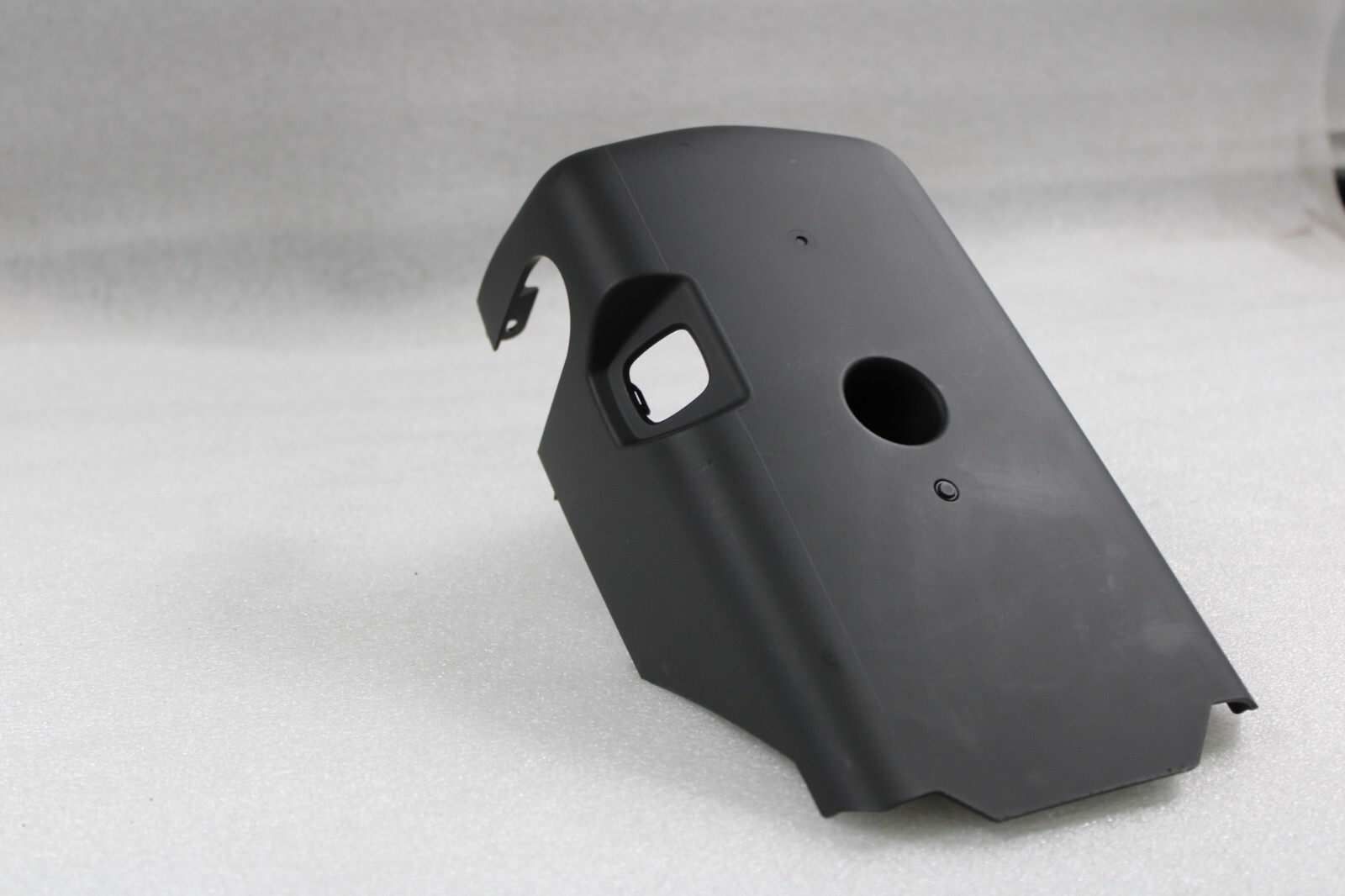 Lamborghini Urus, Lower Column Cover, Used, P/N 4M8953516A