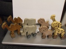 8 Primitive Decorative Wood Animal Toys With Wheels