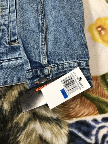 Members Only Spongebob Squarepants Sz XL Denim Trucker Jacket Color Blue NWT - 第 2/7 張圖片