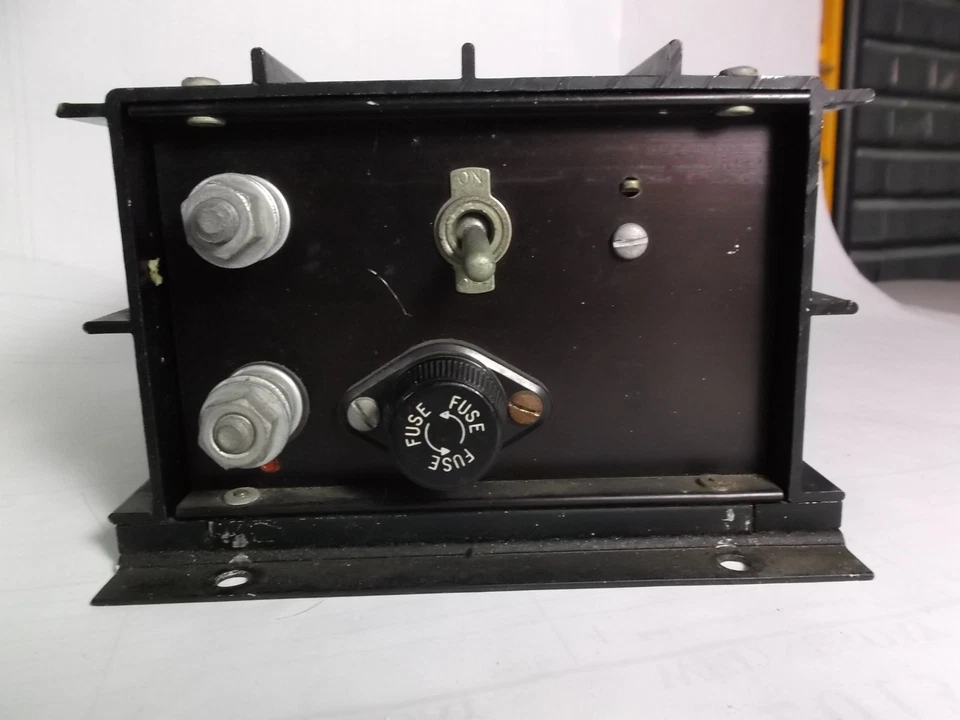 24-500飞机电源转换器 — 第 3/4 张图片