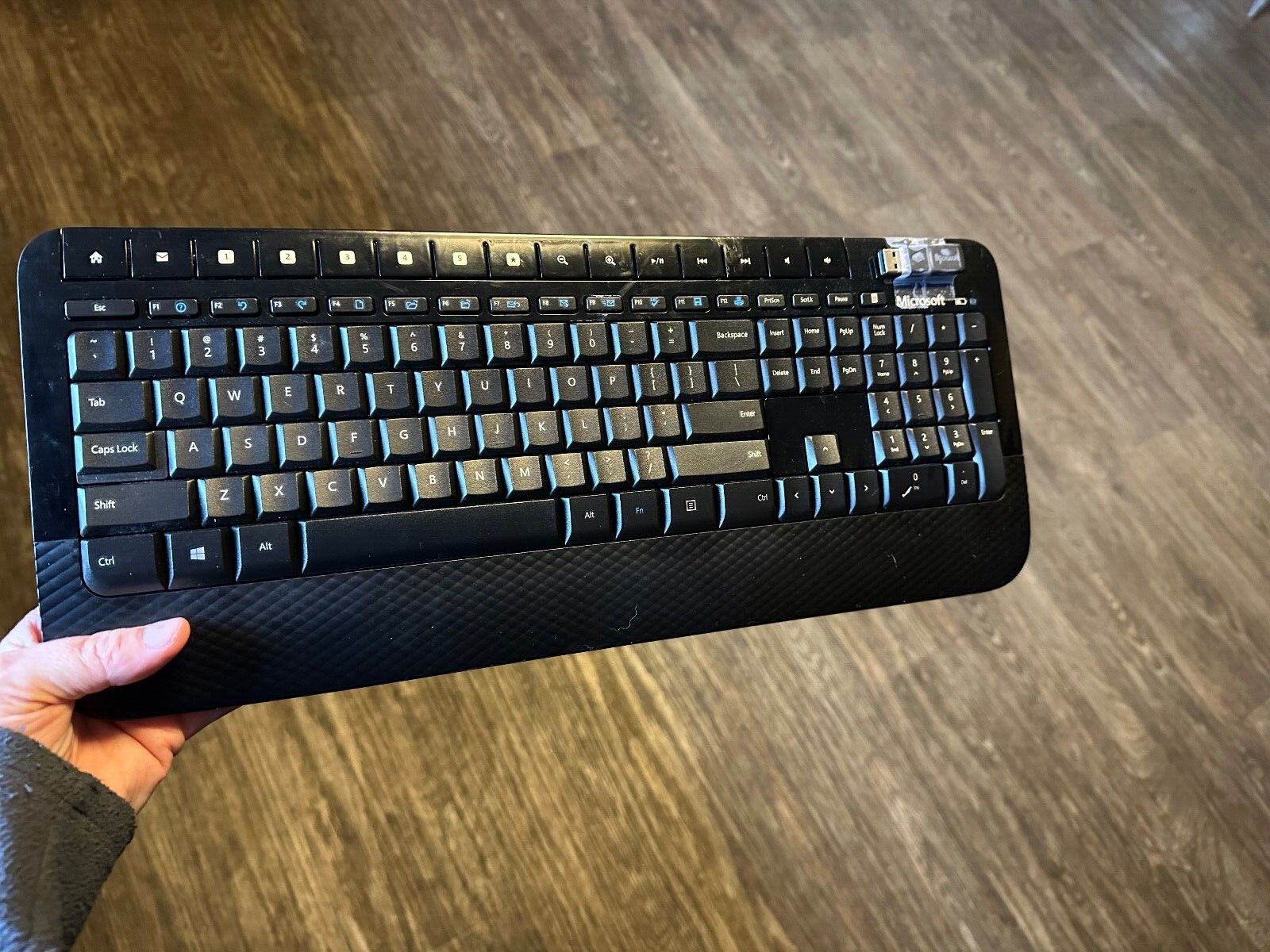  Microsoft Wireless Keyboard 2000.  2018 Model 1477 w/ usb reciver . 3v 50mA