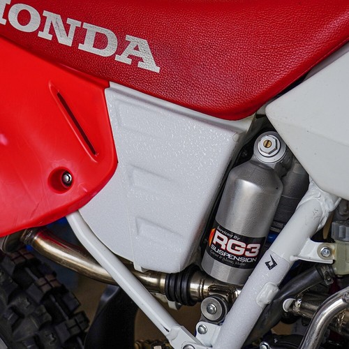 White Air Box Guards 1995-1997 Honda CR125 Airbox Grip Tape Decal CR 125 125R - Bild 1 von 3