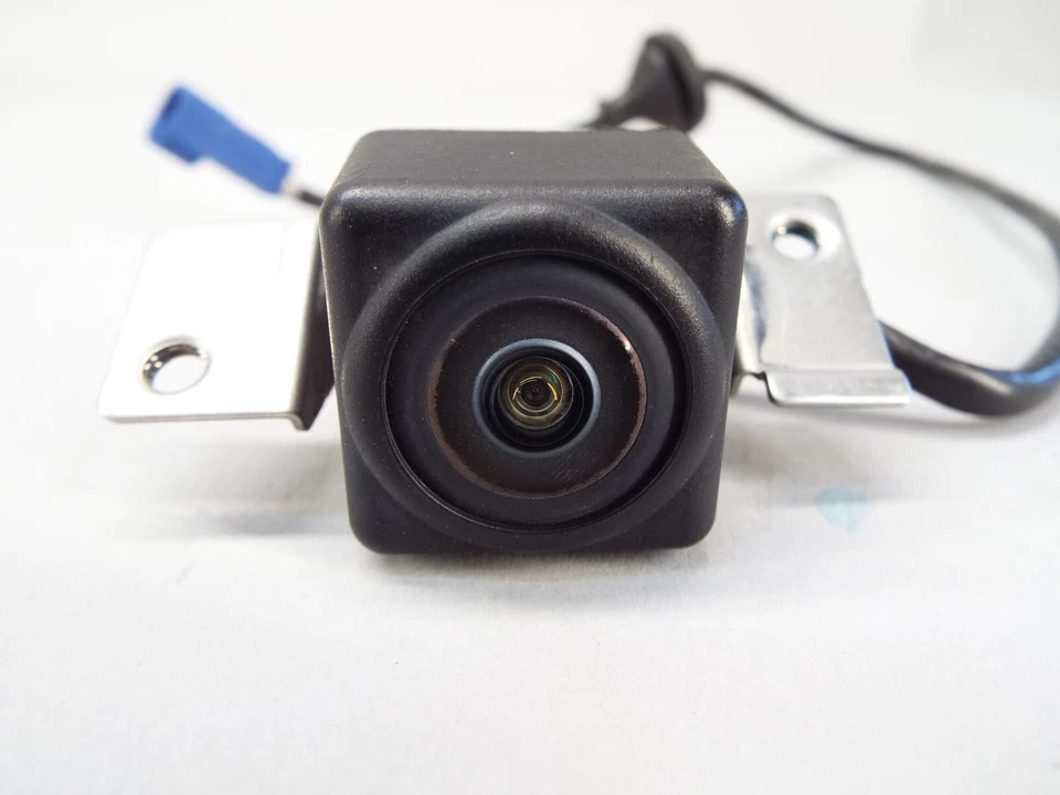 Tesla Model S Rear View Back Up Reverse Camera - Image 2 of 4