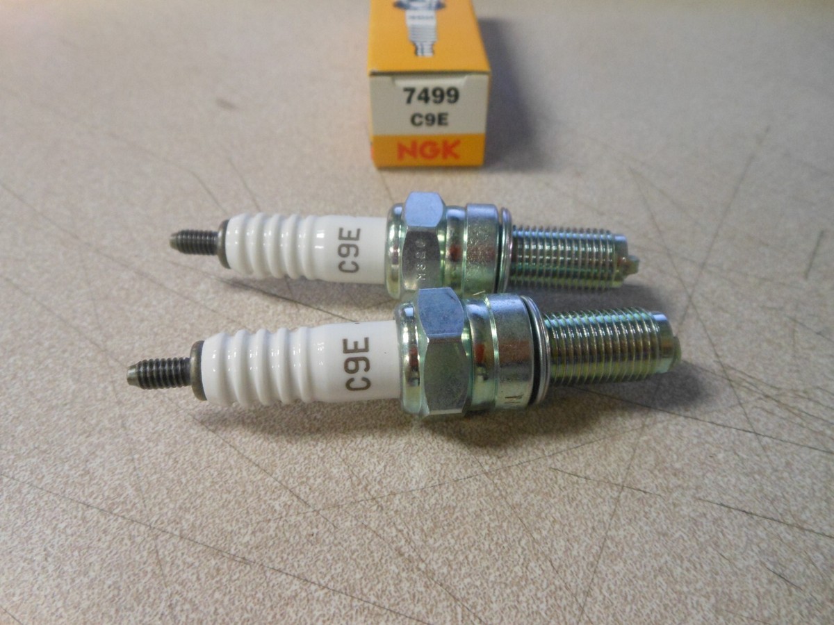 NOS NGK Spark Plugs Fits: Kawasaki 95-00 ZX600 83-00 ZX750