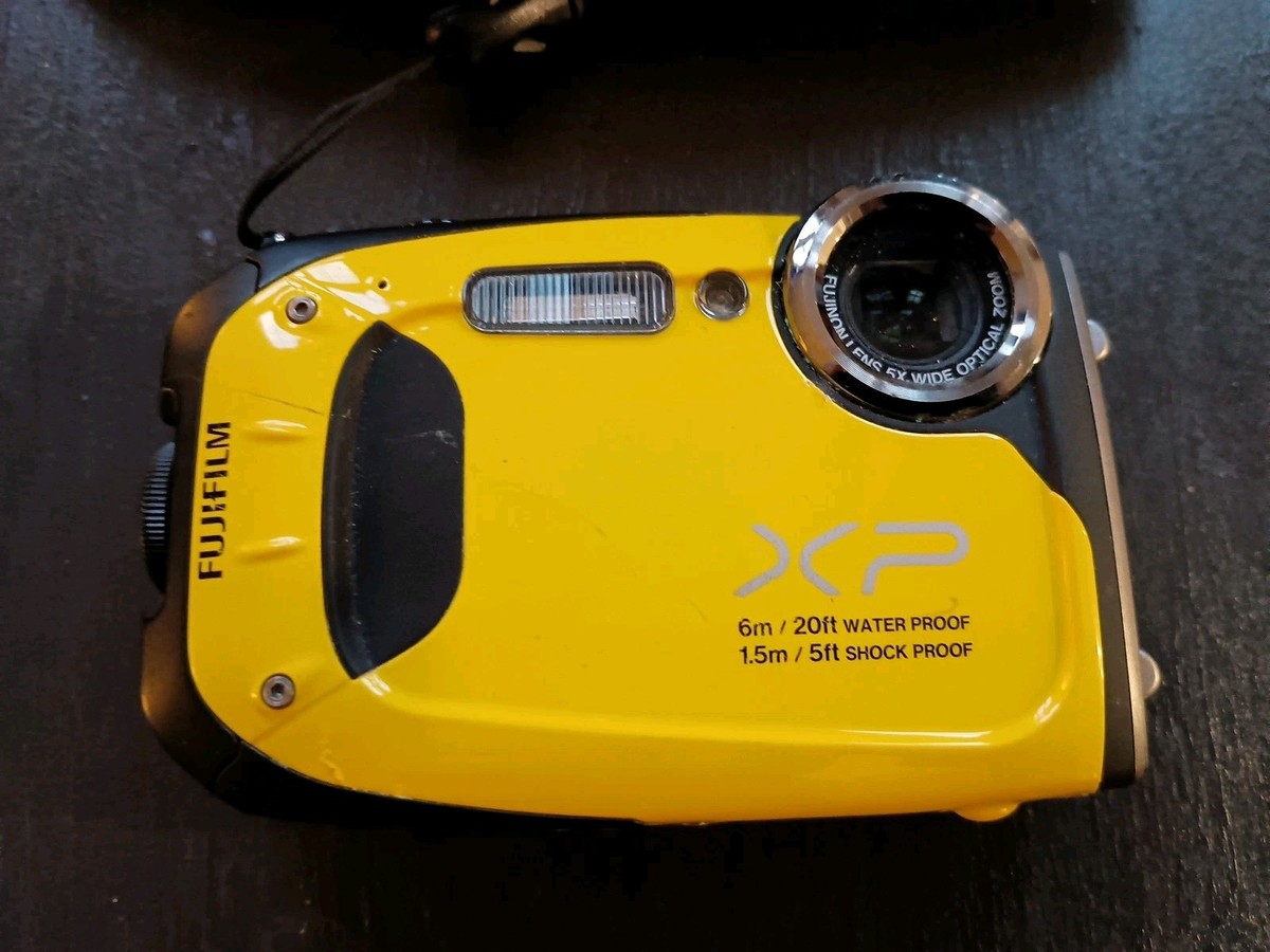 【美品】FUJIFILM FINEPIX XP70　イエロー　動作確認済 Fujifilm FinePix XP70, Waterproof Digital Camera, 16 MP, Compact