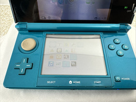 Nintendo 3DS Handheld Console Aqua Blue CTR-001 (USA) W/Charger & Game Tested