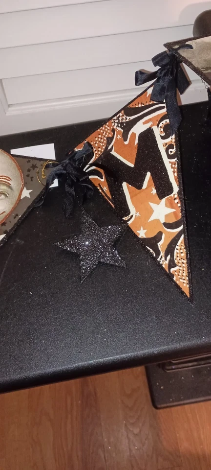 GUIRNALDA MÁGICA BETHANY LOWE-HALLOWEEN-NUEVA=2025 Foto 3 de 4