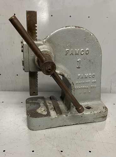 Famco No. 1 Arbor Press Gun Smith, Machine Shop Press￼
