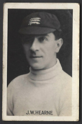 CHUMS - CRICKETSPIELER - #14 J W HEARNE, MIDDLESEX
