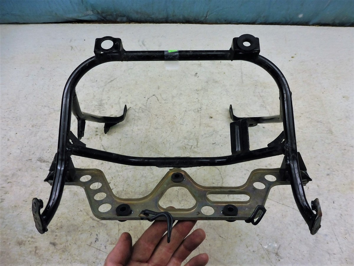 1994 Kawasaki ZX600C ZX600 GPX ZX 600 K555' front fairing mount