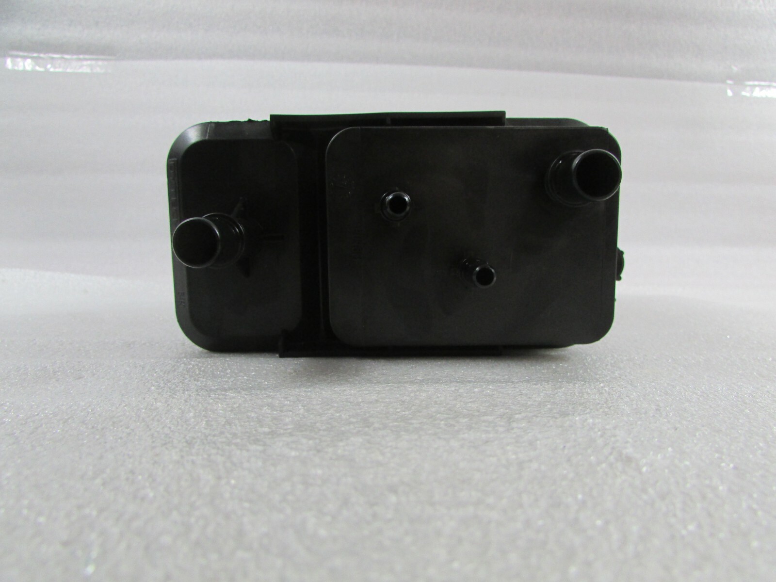 Ferrari California T, Fuel Vapor Canister Disareator, Used, P/N 310413