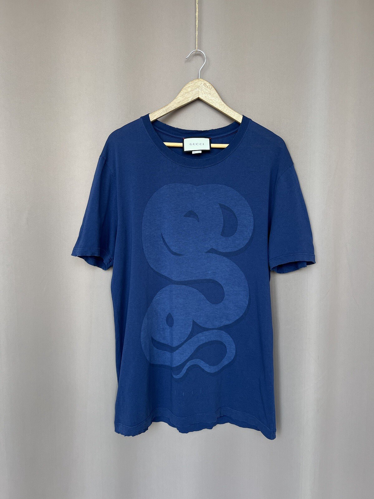 Gucci Mens Big Logo Snake Print Washed Blue T-Shirt Size L Luxury Short Sleeve