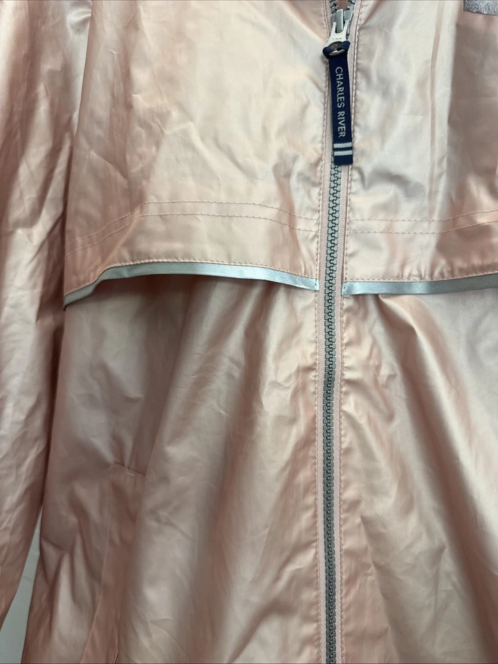 Charles River 女式 New Englander 雨衣 防水 粉色 undah 标志 大号 — 第 3/4 张图片