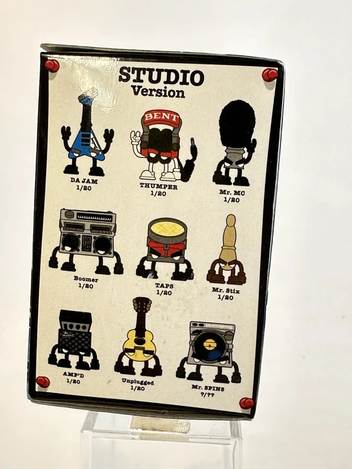 Kidrobot MAD Band Word Beats Figur Studio Series  Designer Art Toy Vinyl Action - Bild 2 von 4