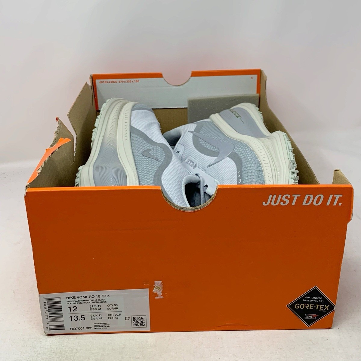 Nike Vomero 18 GoreTex  display picture 3