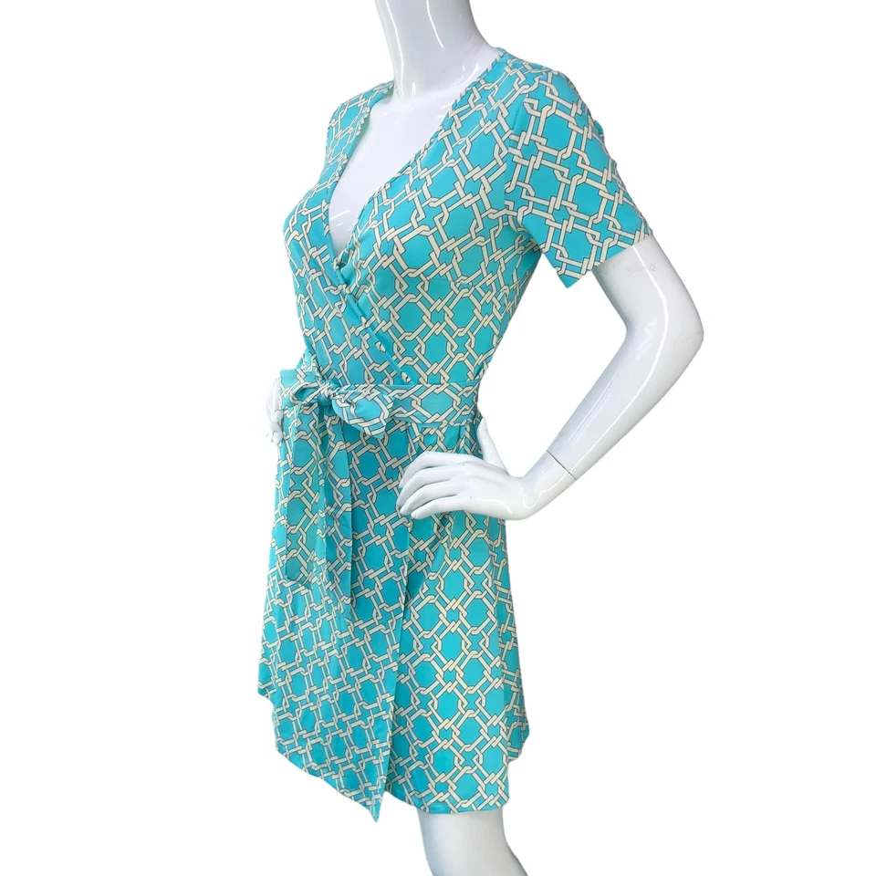 Vestido envolvente JB Julie Brown NYC para mujer talla S cuello en V manga corta geométrico verde azulado Foto 4 de 4