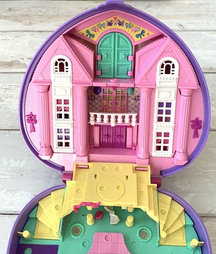 Polly Pocket 1994 Extra Large Wonderful Wedding Chapel Purple Heart Travel Case - Picture 4 of 6