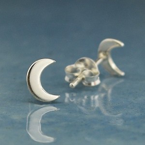 Simple-Minimalist-Sterling-Silver-925-Crescent-Moon-Stud-Studs-Post-Earrings