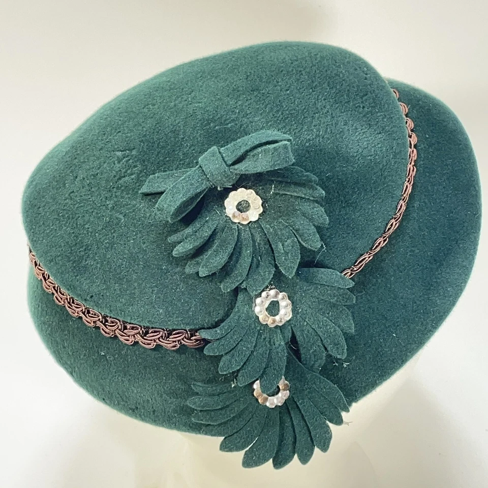 De Colección Cazador Verde Terciopelo Calavera Gorra Boina Sombrero Borde Marrón Floral Flor Pétalos Fieltro Foto 3 de 4