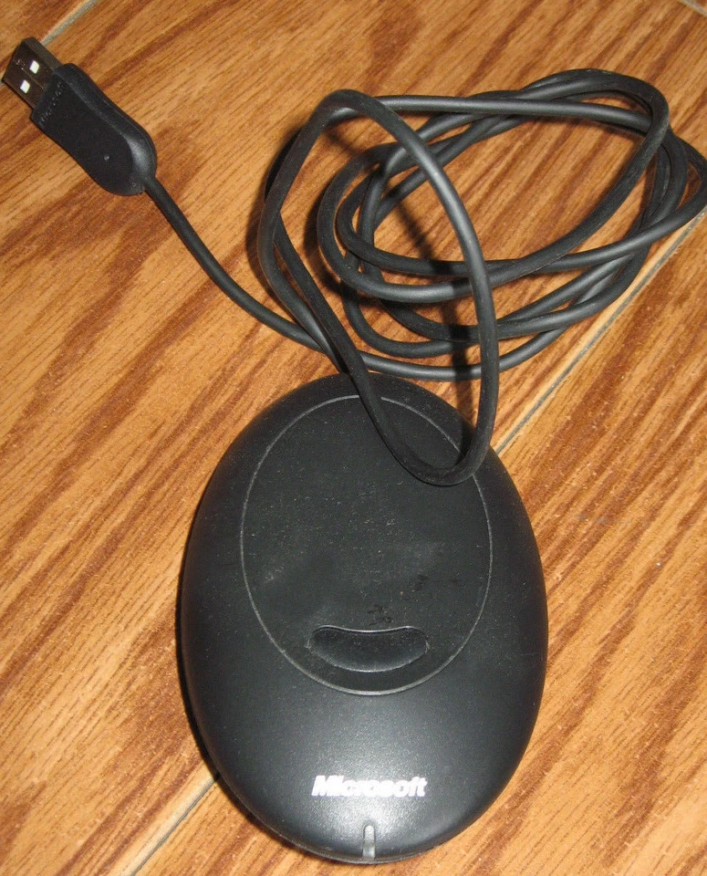 Microsoft BZ5-00002 Optical Desktop with Fingerprint Reader !!! - Image 4 of 4