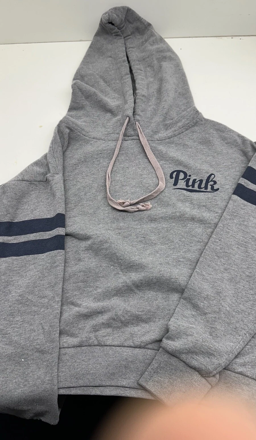 UNDERCOVER Victorias Secret ROSA Felpa con Cappuccio Donna Extra Small Grigio Pullover Leggero