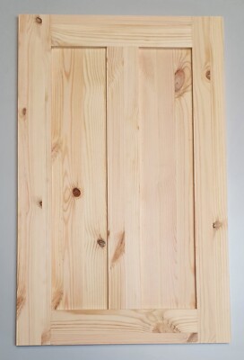  Handgefertigt/maßgeschneidert 2 Panel massive Kiefer Shaker Stil Küche Schrank Tür Ref 10