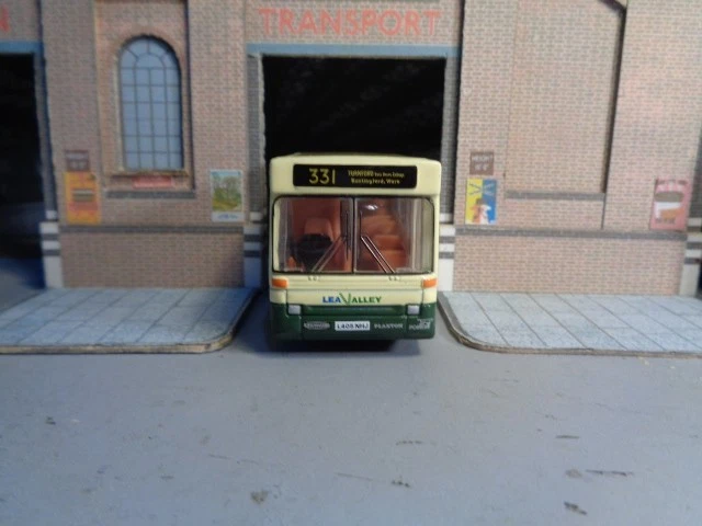 EFE 20621 COUNTY BUS & COACH LEE VALLEY Rte 331 to Turnford East Herts College - Image 4 of 4