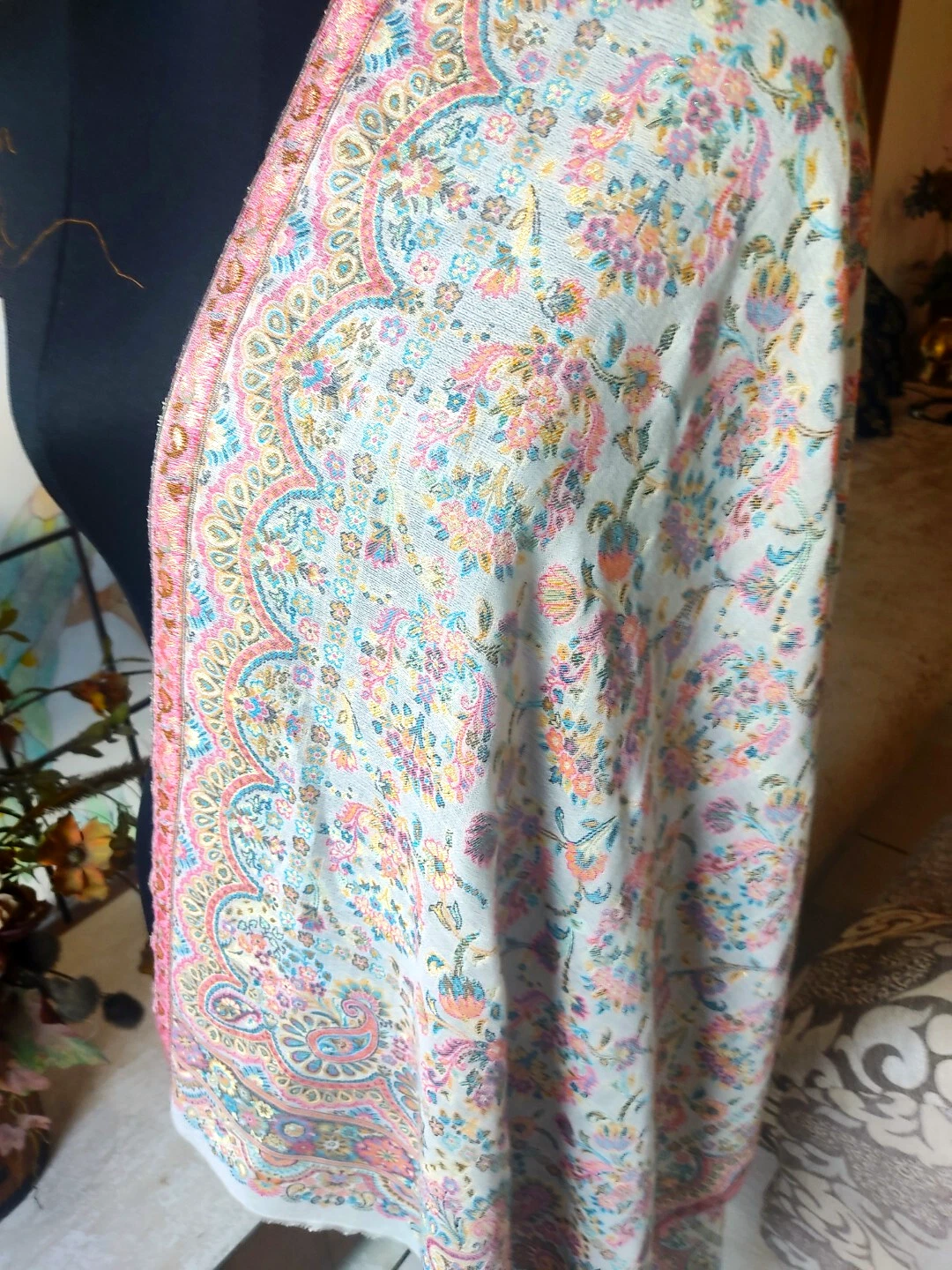 White ~ KANI JAMAVAR 100% CASHMERE STOLE w Zari work PASHMINA