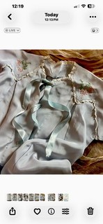 ANTIQUE VINTAGE BABY INFANT SILK HD EMBROIDER RIBBON LACE DRESSING GOWN ROBE 40s