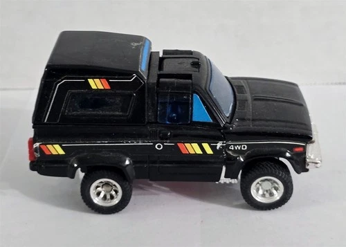 B-174 VINTAGE 1980'S HASBRO G1 TRANSFORMERS TRAILBREAKER ACTION FIGURE