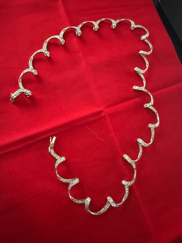 Vintage Diamante Curly Necklace 30g