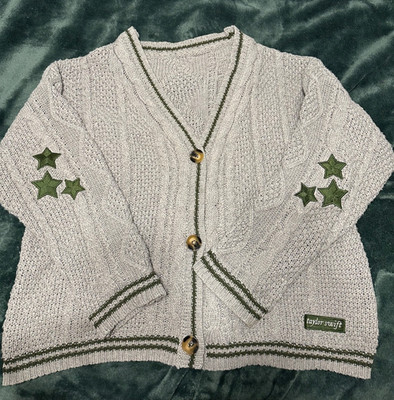 Taylor Swift Limited Edition Holiday Cardigan (Authentic) - XL/2XL | Grey/Green