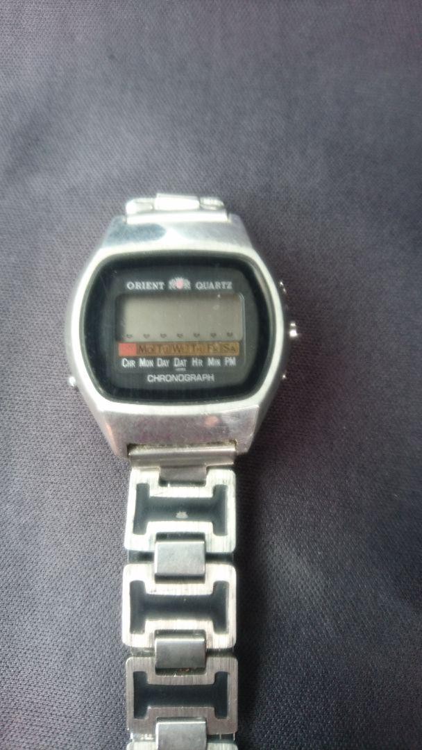 Watch Chronograph Digital ORIENT Collectible Rare Quartz Vintage - vintagewatches.pk