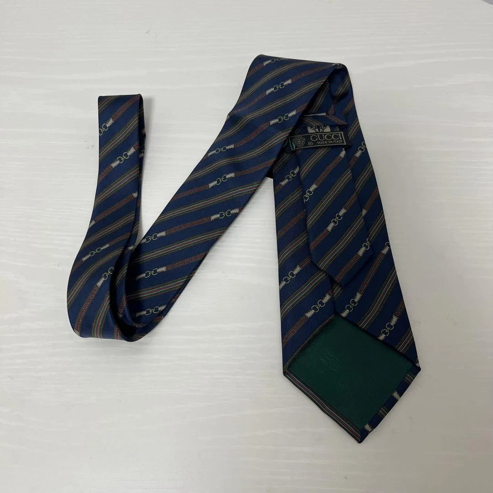 Corbata Gucci Cuello Azul Marino Rayas 100% Seda Italia Línea Jerez Sin Usar Como Nueva Regalo Envío Gratis Foto 3 de 4
