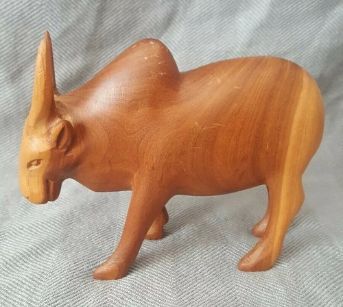 Estatuilla de bueyes de madera tallada a mano vintage - 5,75 pulgadas