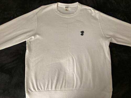 Uniqlo Kaws x Peanuts Snoopy Crewneck 