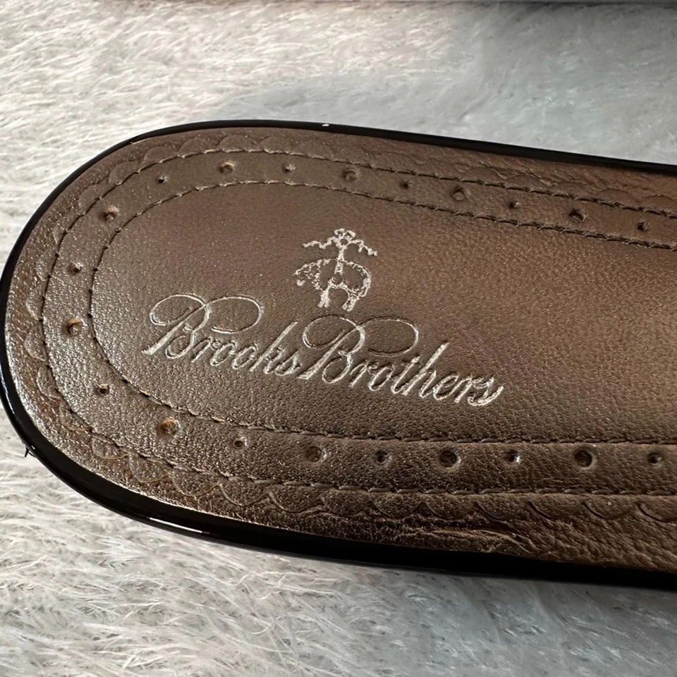Sandalias Brooks Brothers entrecruzadas blancas y negras 🤎🤎 Foto 2 de 4