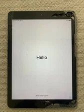 Apple iPad Air 1st Gen. 32GB, Wi-Fi, 9.7in - Space Gray (CA)