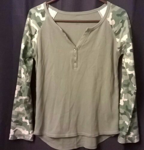 Chemise Homme Slim Col revers Manches longues avec poche poitrine Couleur unie - Vert militaire Vert militaire - Prêt-à-Porter