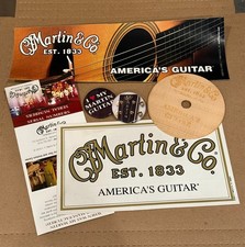 Collectible MARTIN GUITAR Case Stickers, Butt...