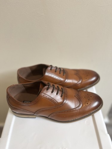Stacy Adams Boys MacArthur Wingtip Oxford Shoes Sz 4M Cognac Brown Designer