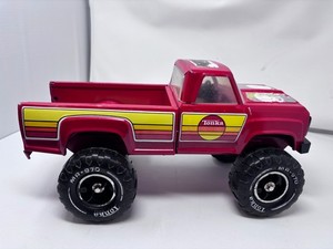 Disegno da colorare di un 4x4 con rimorchio Scarica o Stampa gratuamente