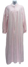 VTG Gilligan  O'Malley Women Size M Half Zip Front Long Sleeve Robe Pink Gauzy