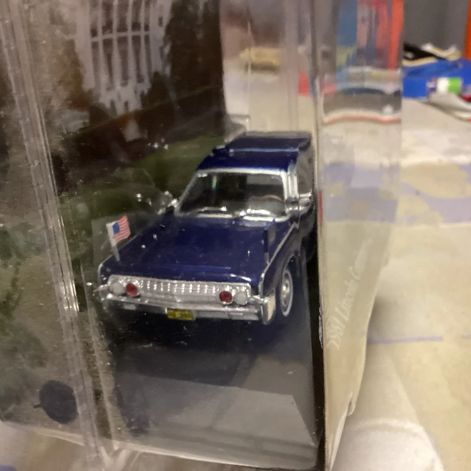 Limusina Lincoln 1961 luz verde 1/43 talla 100-X Kennedy con tapa Foto 3 de 4